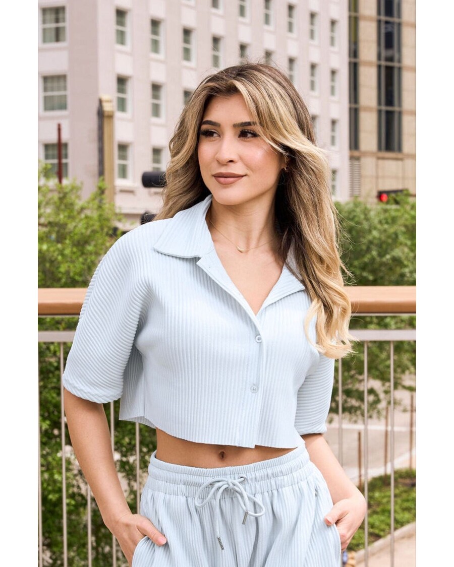 Youngla W444 Aria Pleated Top